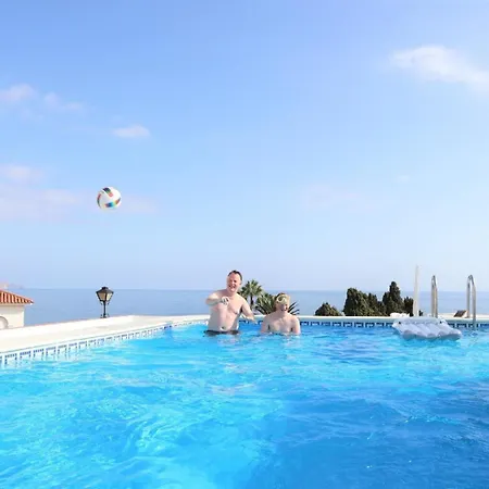 Fuer 3 Personen Ca 65 Qm In Nerja, Andalusien Costa Del Sol * 内尔哈